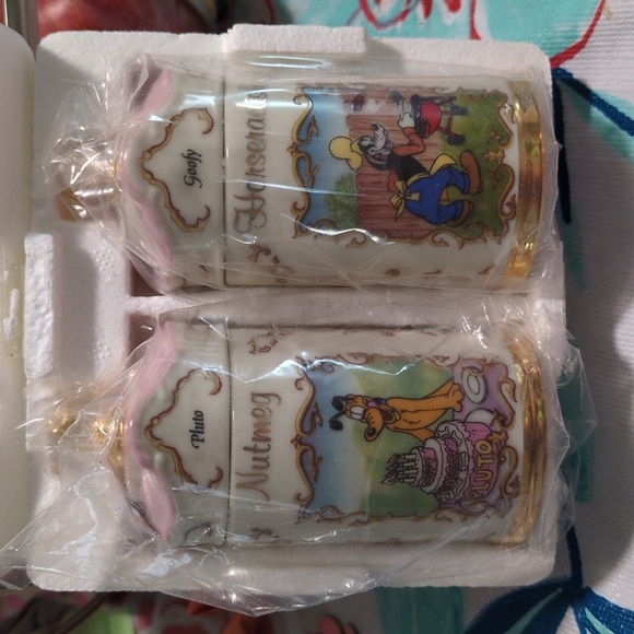 Disney Other - *New* Vintage Lenox Disney Spice Jars In Pluto And Goofy